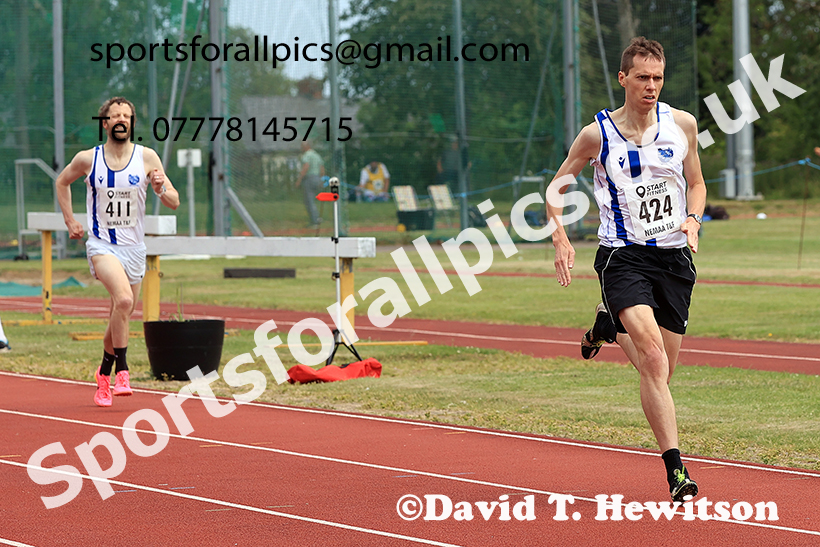 1500 metres, 2025 NEMAA Track and Field, Monkton. Photo: David T. Hewitson/Sports for All Pics